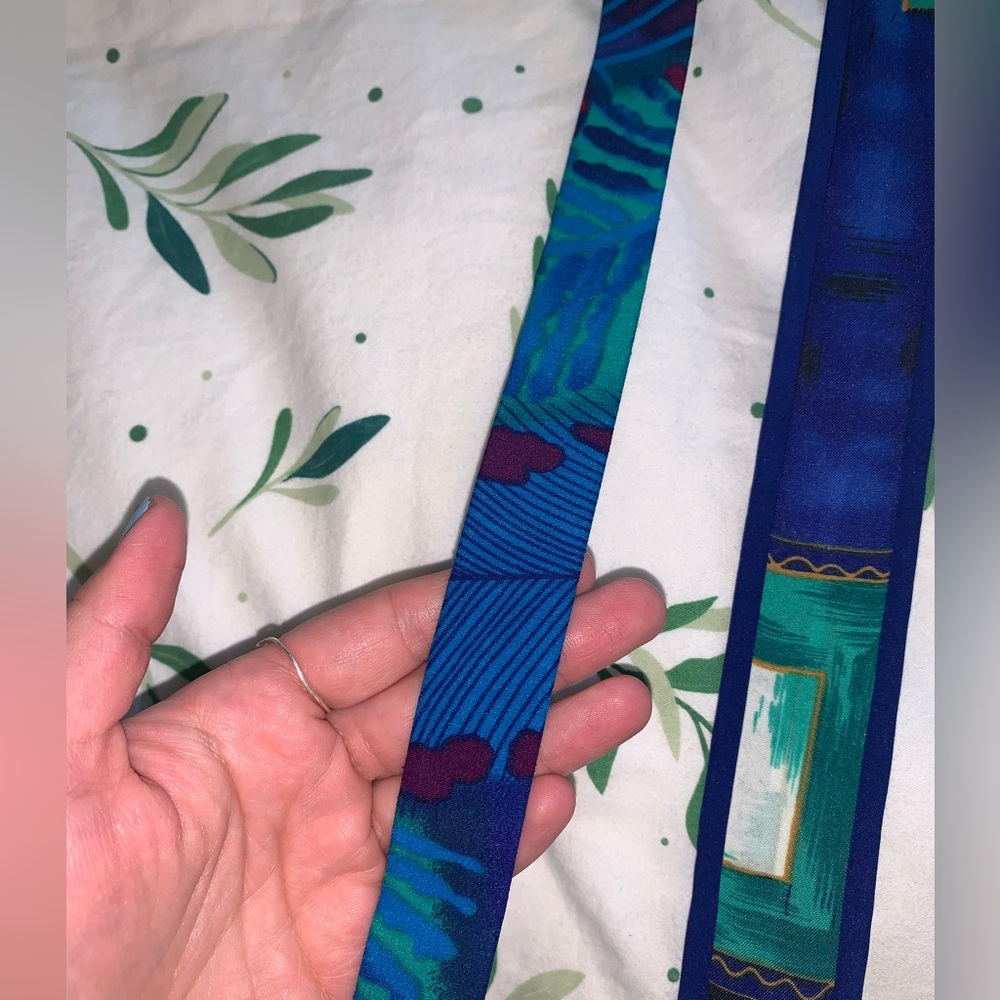 Set of 2 vintage belts